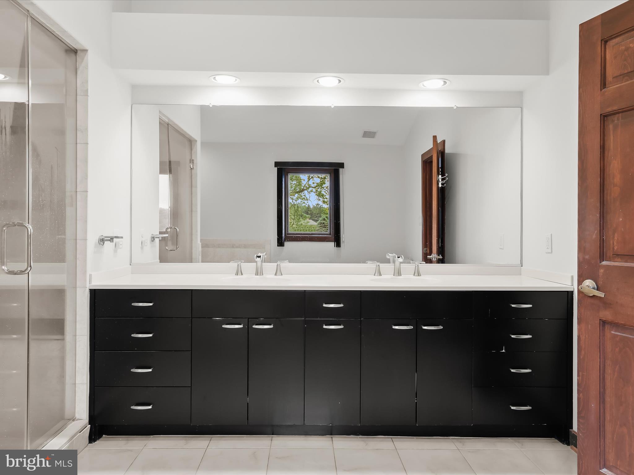 RIDGEWOOD - Residential