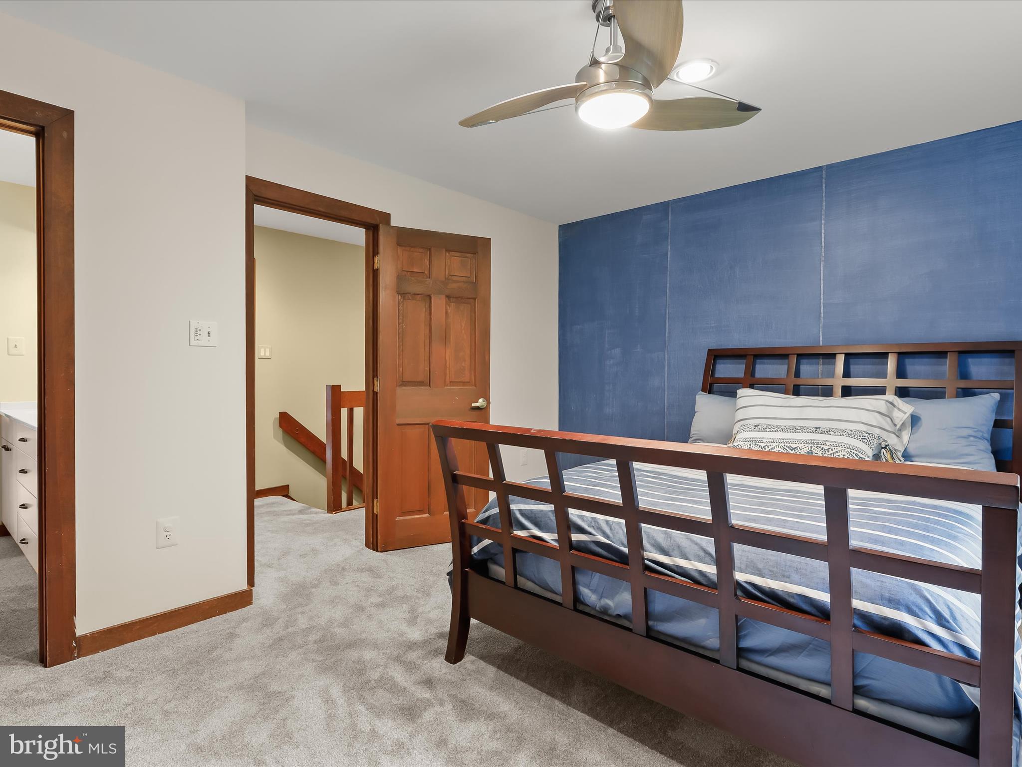 RIDGEWOOD - Residential