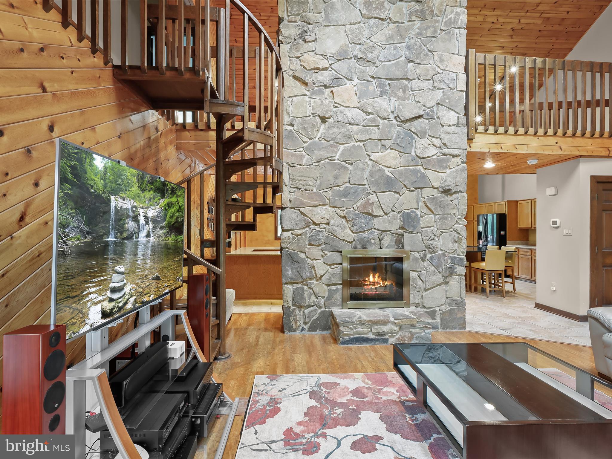 RIDGEWOOD - Residential