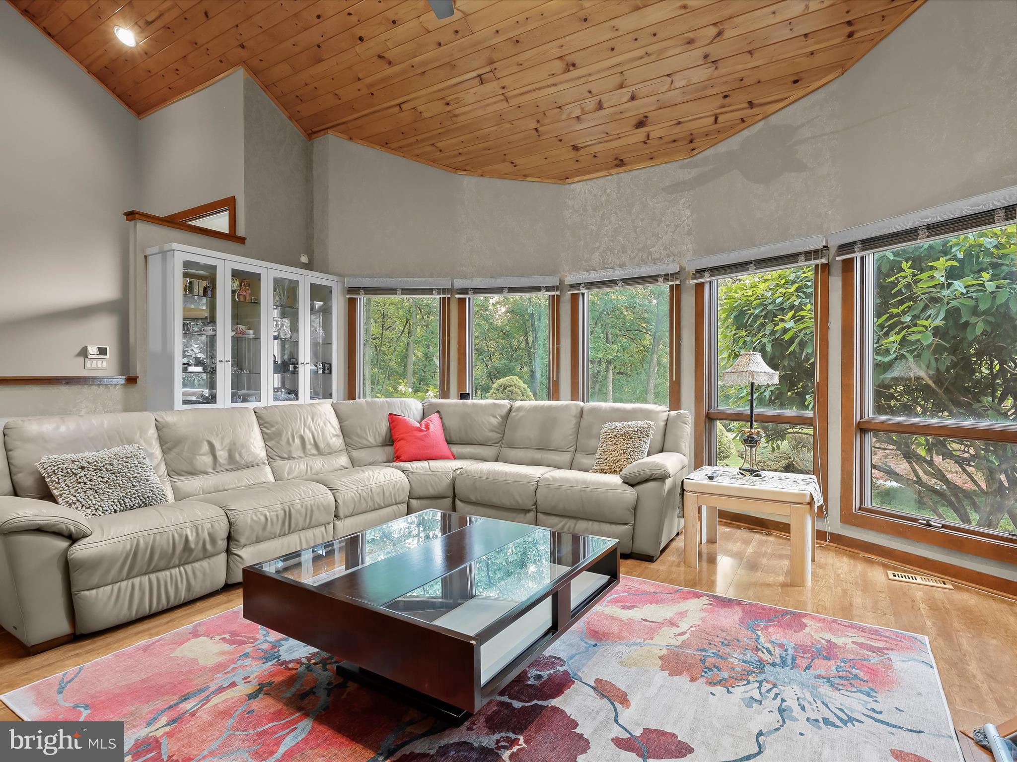 RIDGEWOOD - Residential