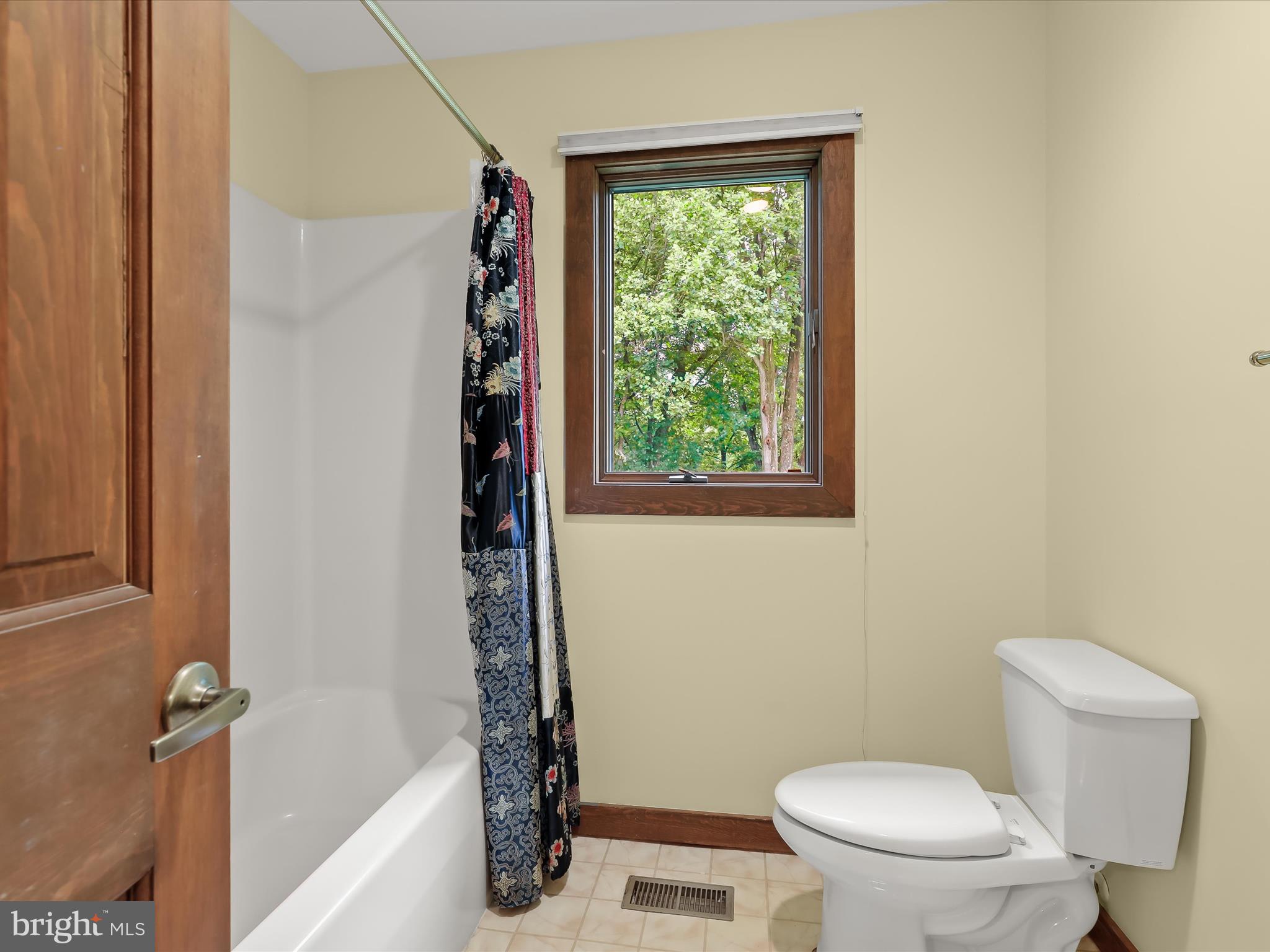 RIDGEWOOD - Residential