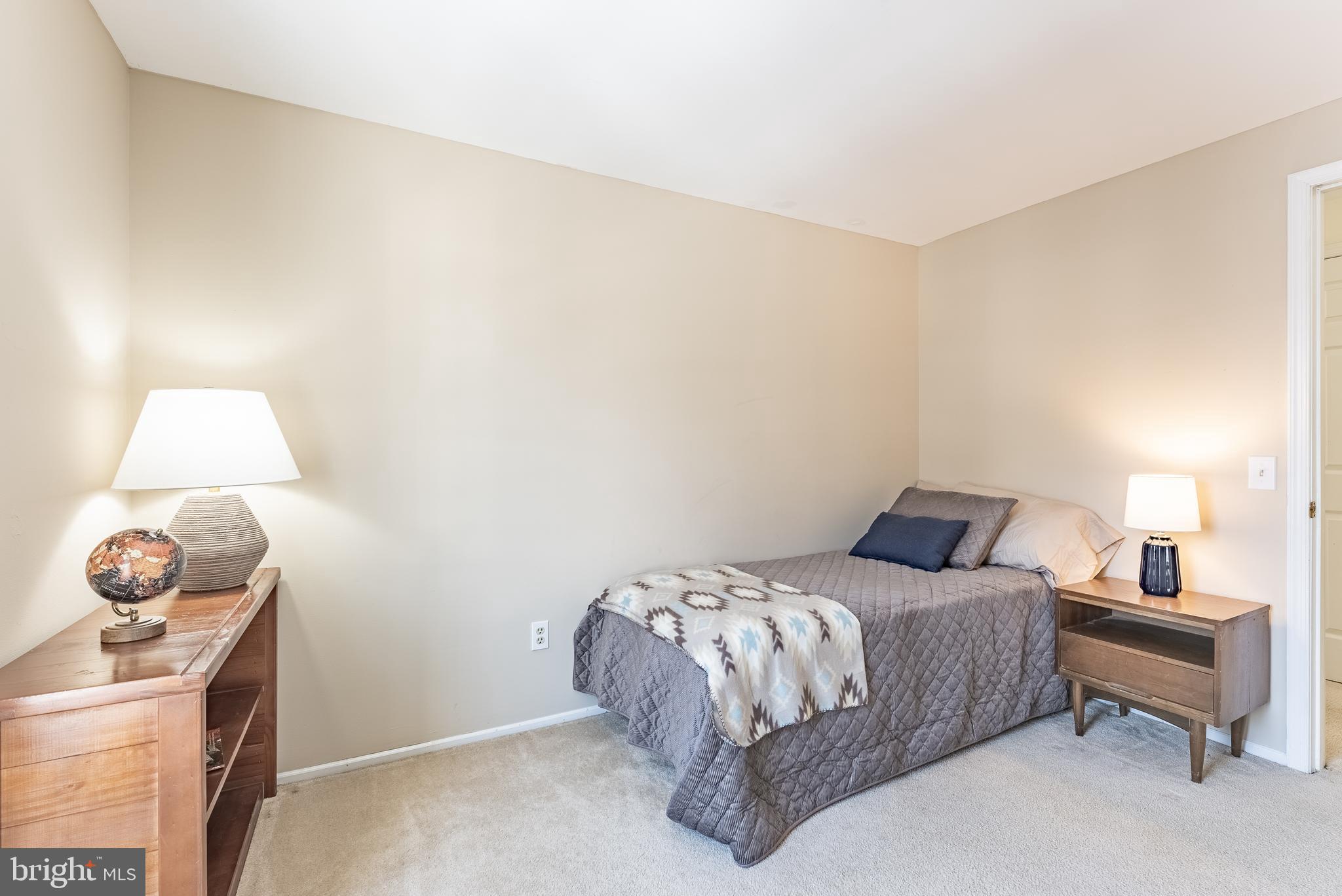 BURKE CENTRE - Residential