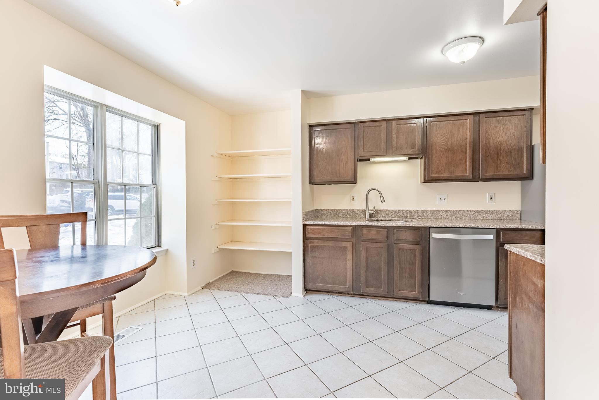 BURKE CENTRE - Residential