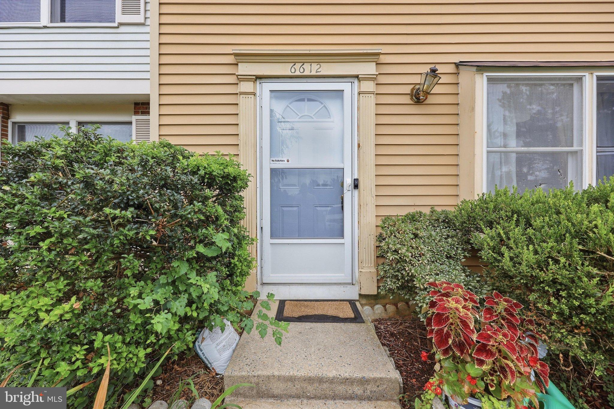 6612 PEBBLE COURT