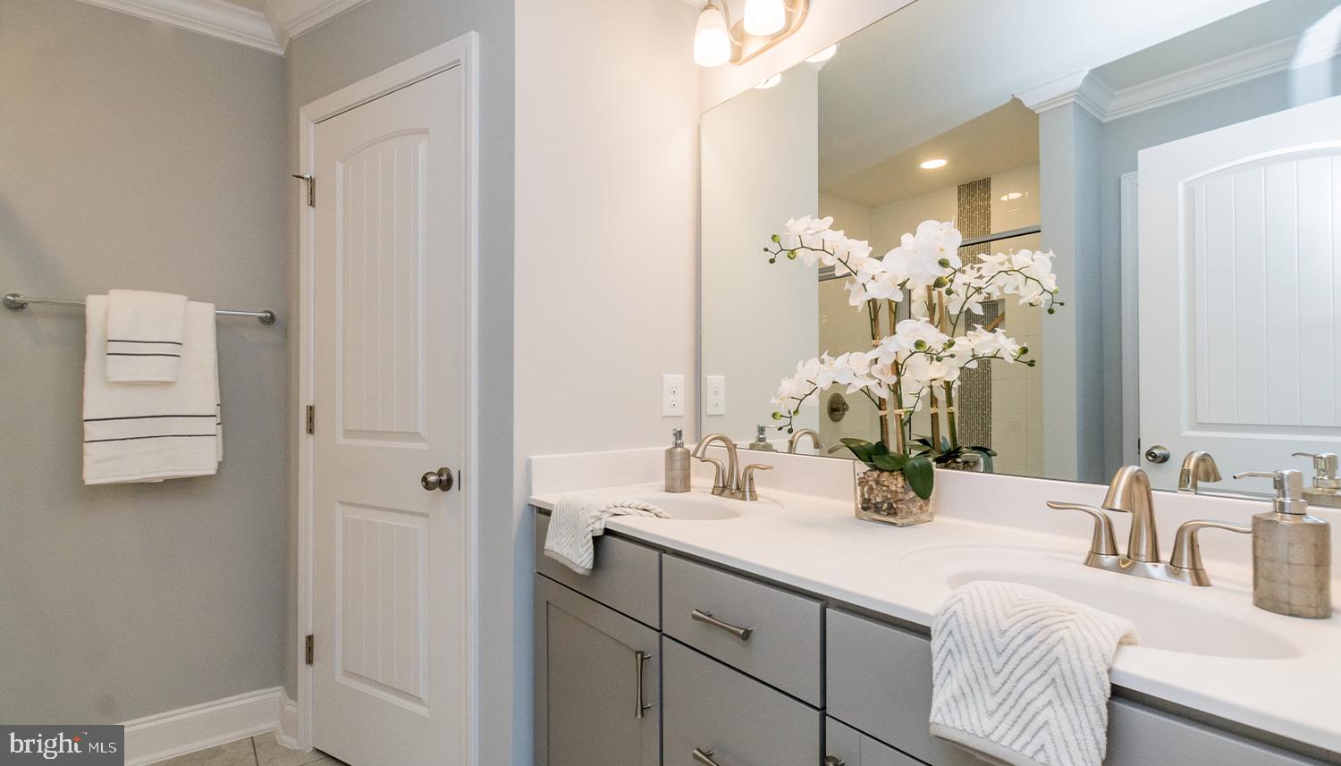 FREEDOM MANOR - Residential