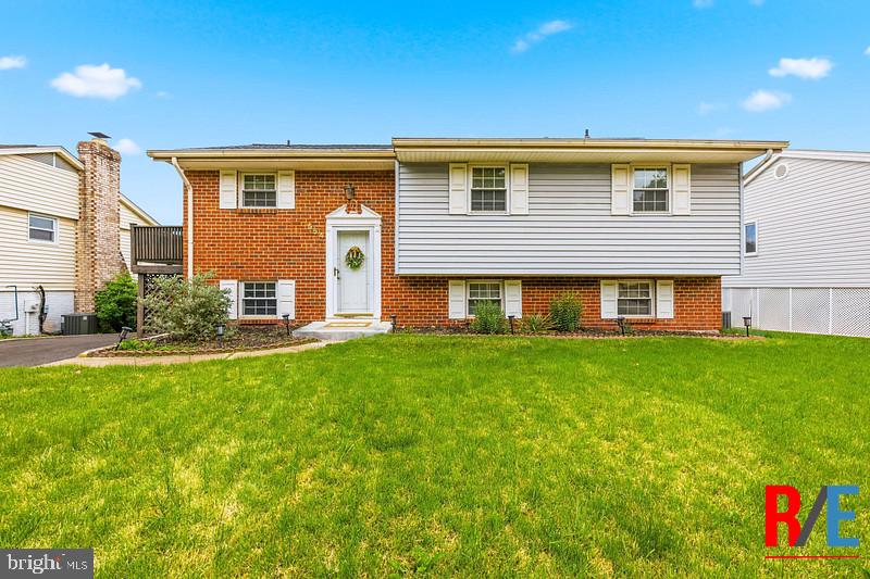 MILLERSVILLE - Residential