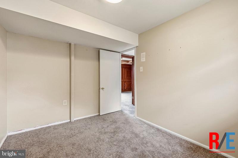 MILLERSVILLE - Residential