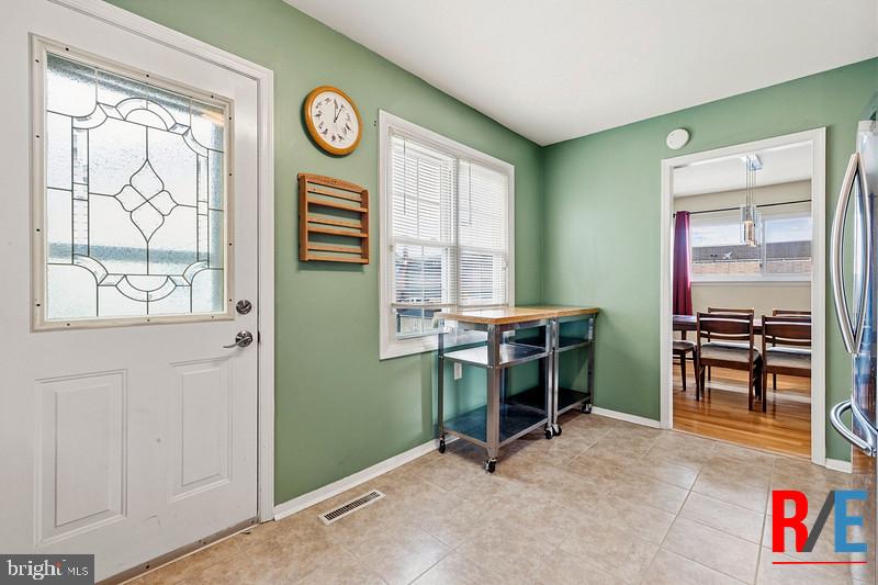MILLERSVILLE - Residential