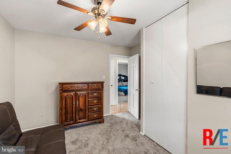 MILLERSVILLE - Residential