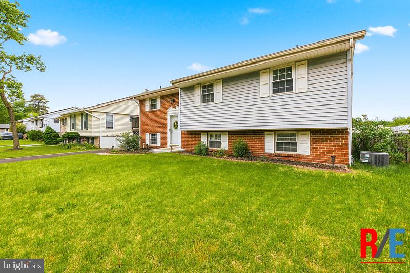 MILLERSVILLE - Residential