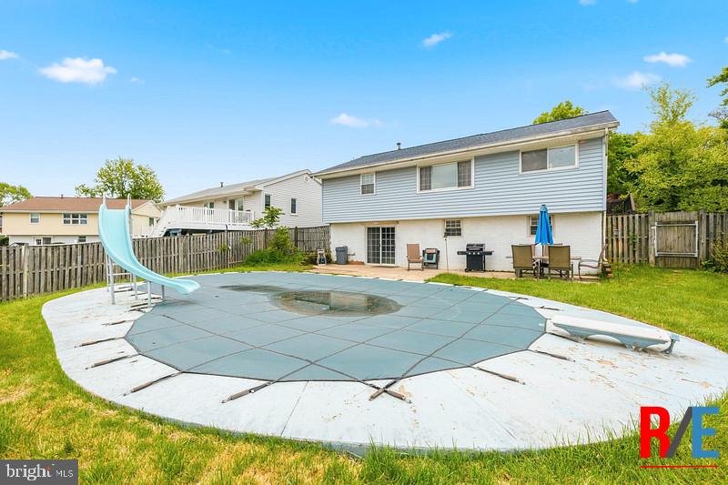 MILLERSVILLE - Residential