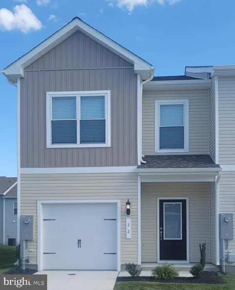 22 Bloomsbury Street, Falling Waters, WV MLS: WVBE2035940