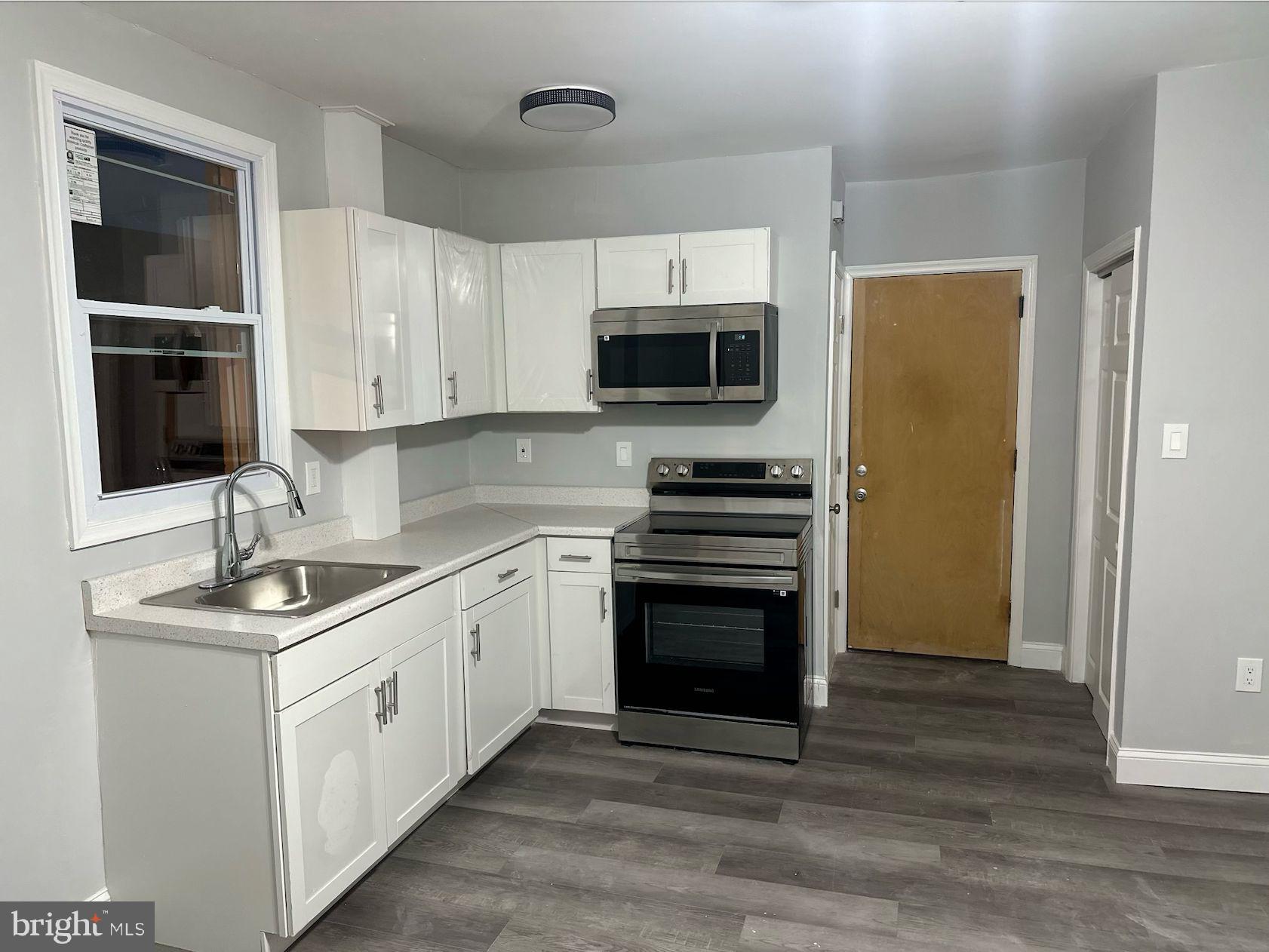 WEST PASSYUNK - Residential Lease