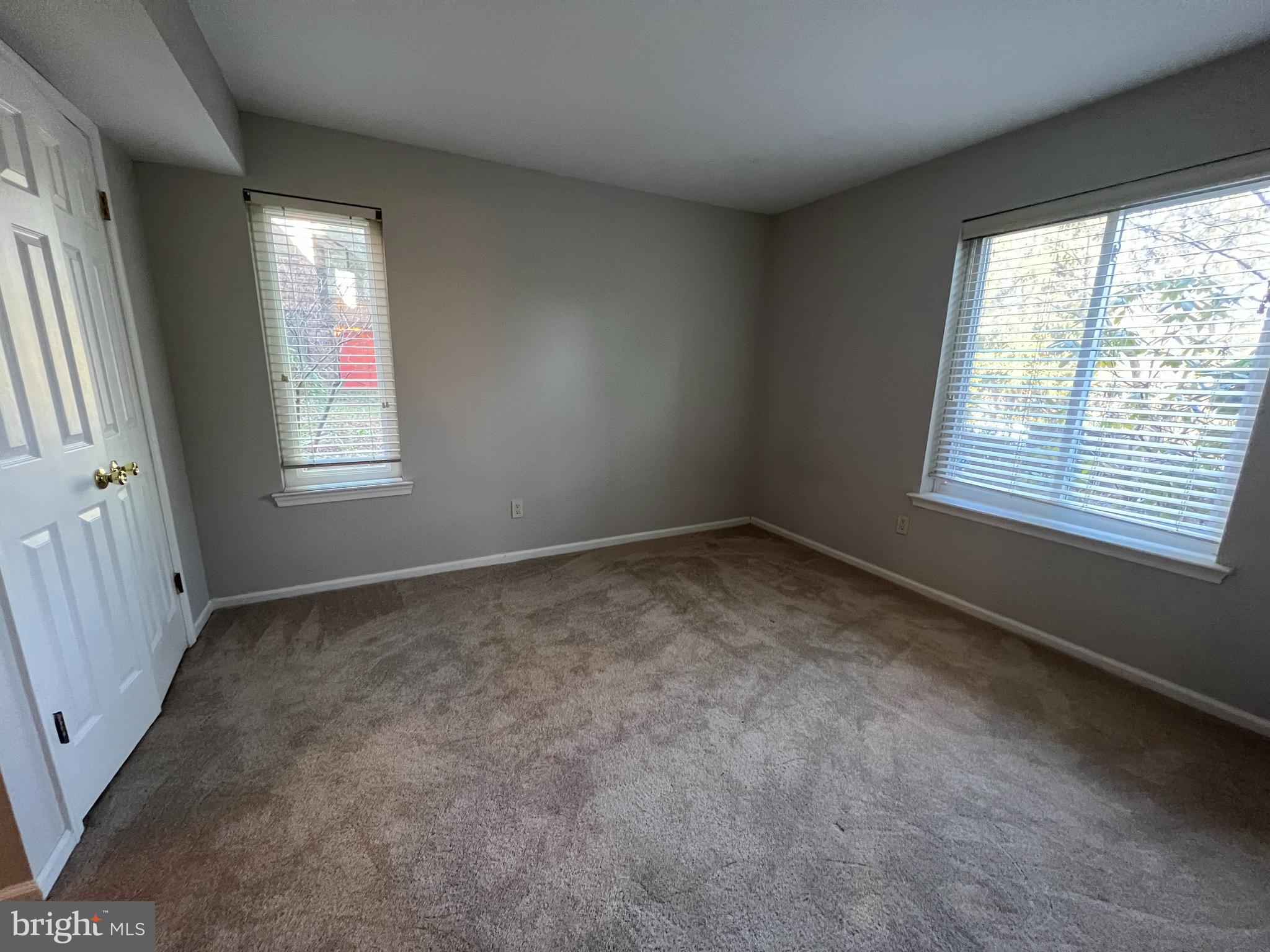 MOUNTAINVIEW/CHSTR - Residential Lease