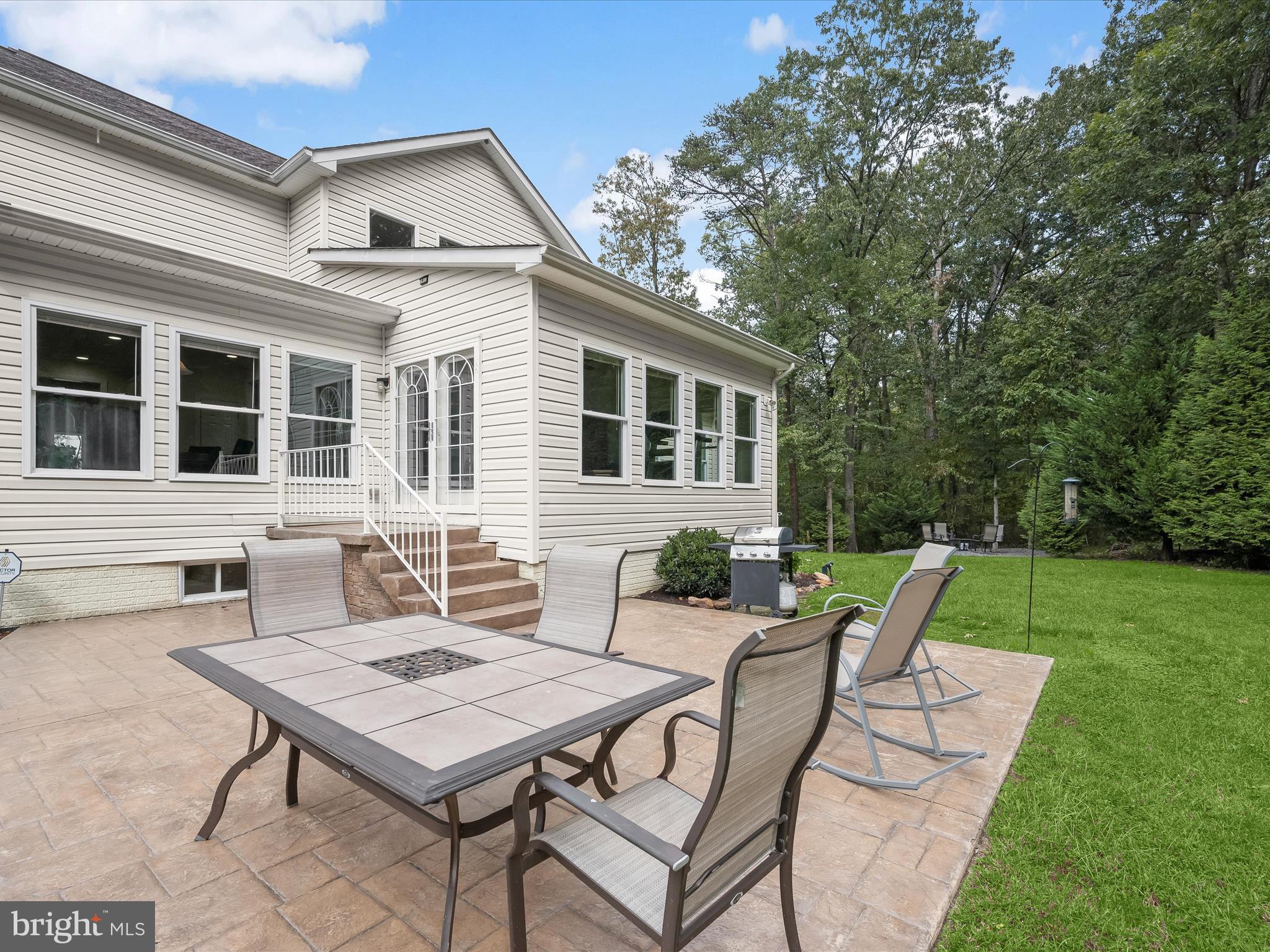 NICOLE HAVEN - Residential