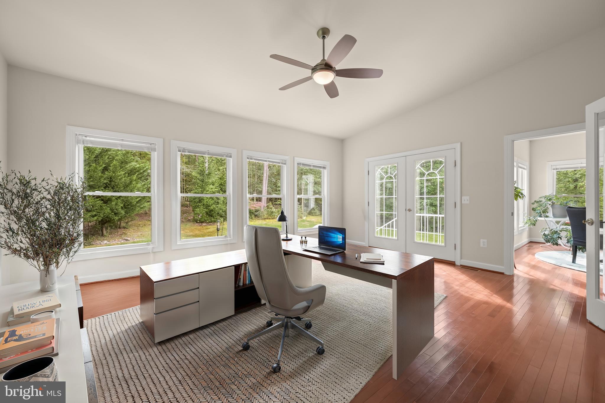 NICOLE HAVEN - Residential