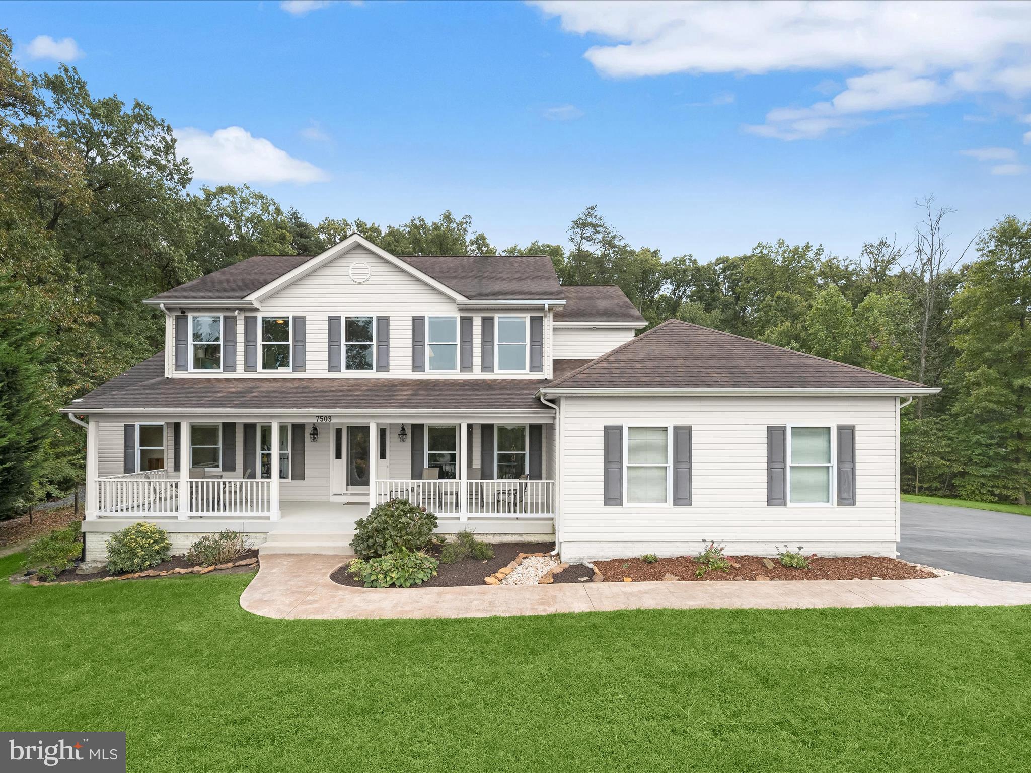 NICOLE HAVEN - Residential