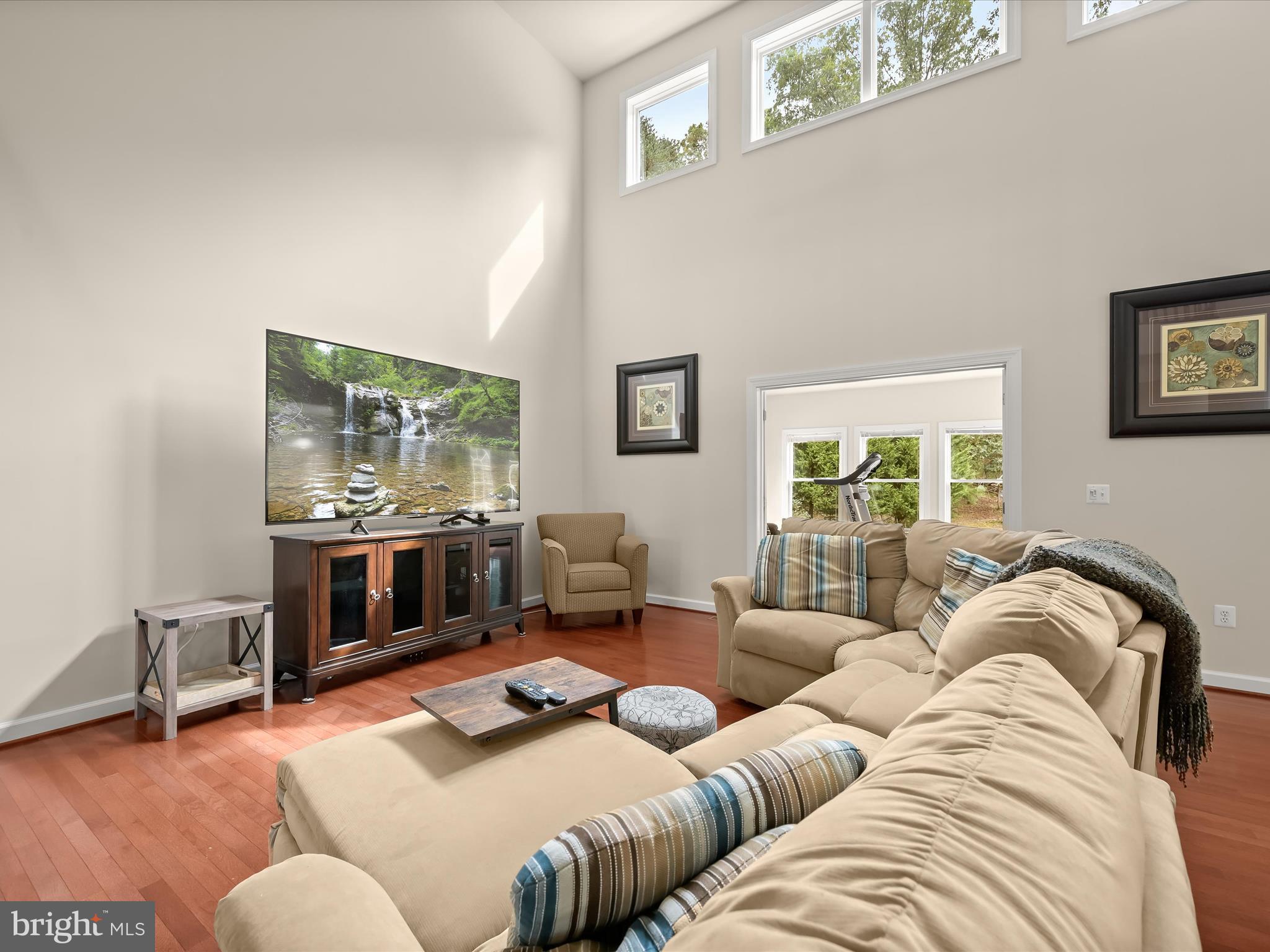 NICOLE HAVEN - Residential