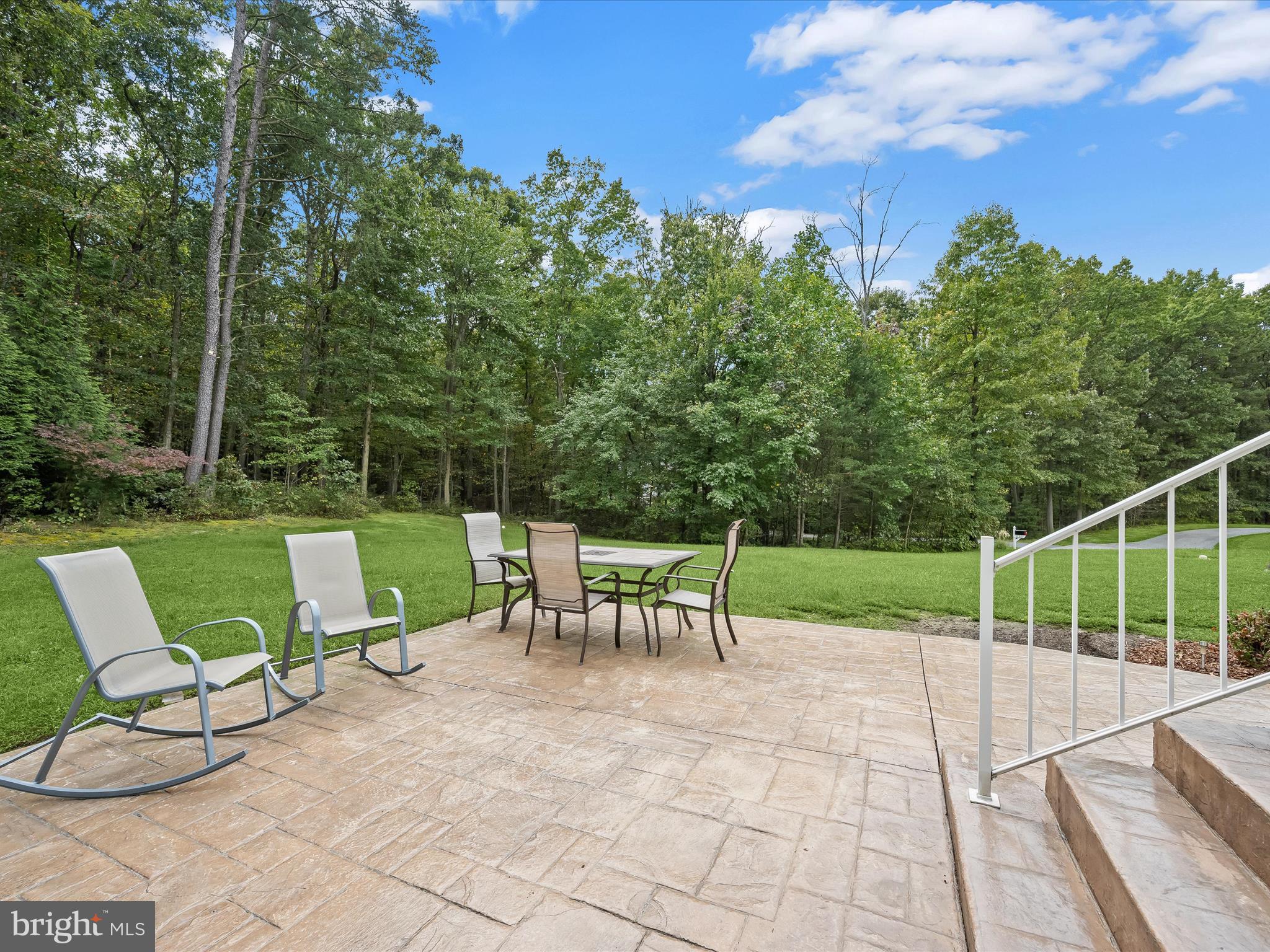 NICOLE HAVEN - Residential