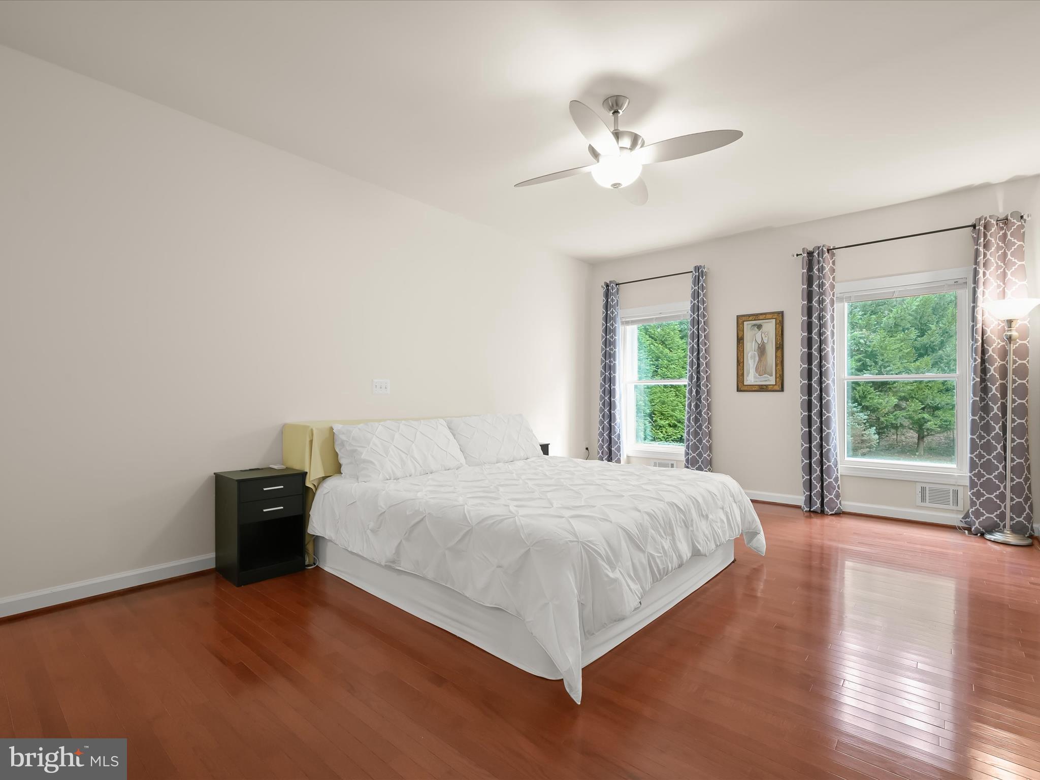 NICOLE HAVEN - Residential