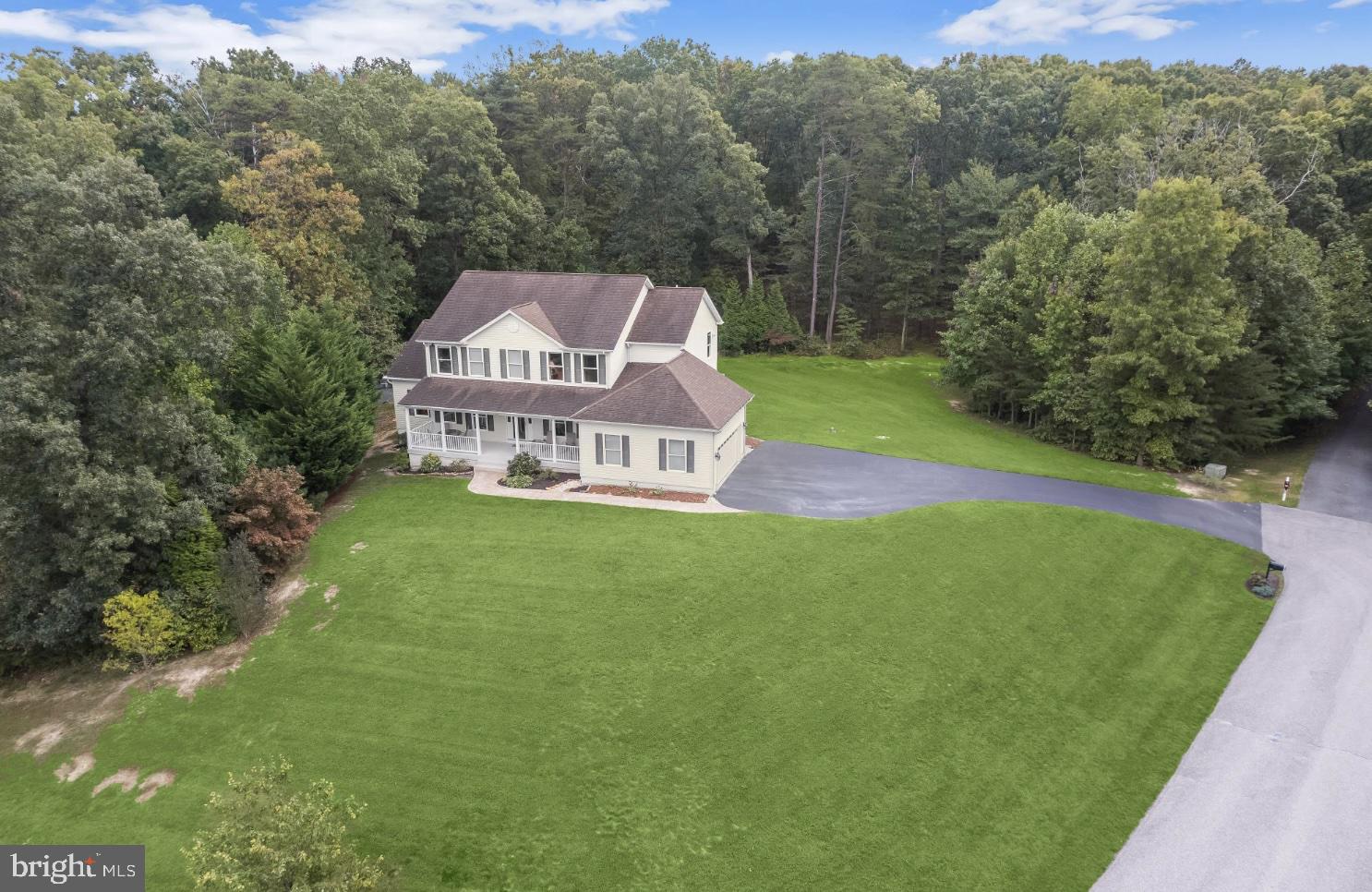 NICOLE HAVEN - Residential