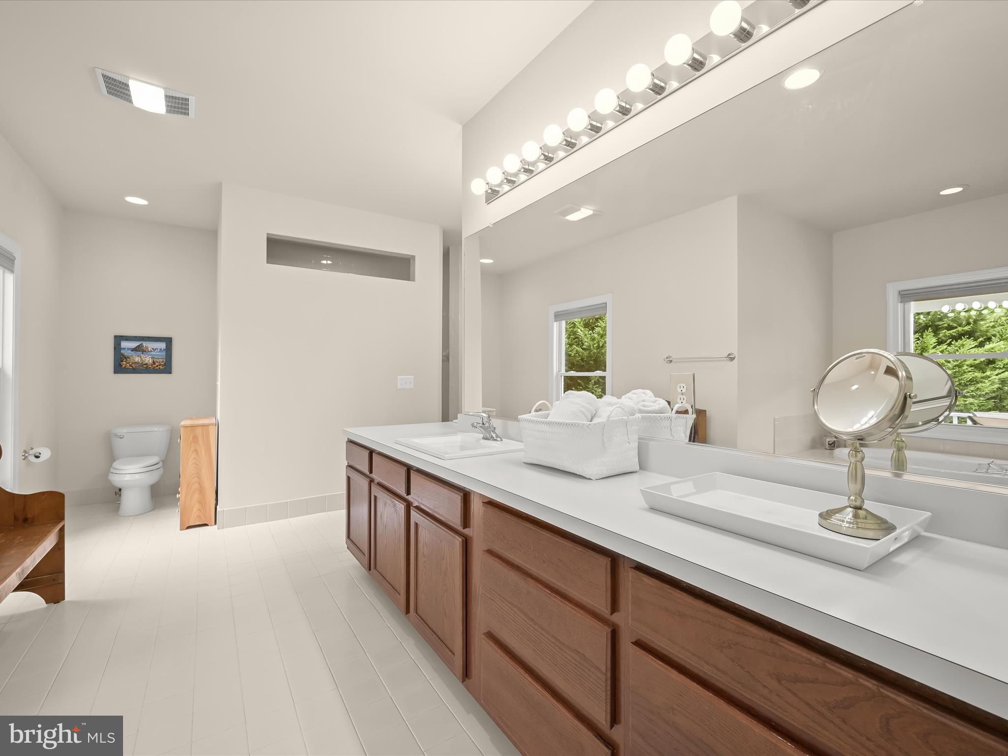 NICOLE HAVEN - Residential