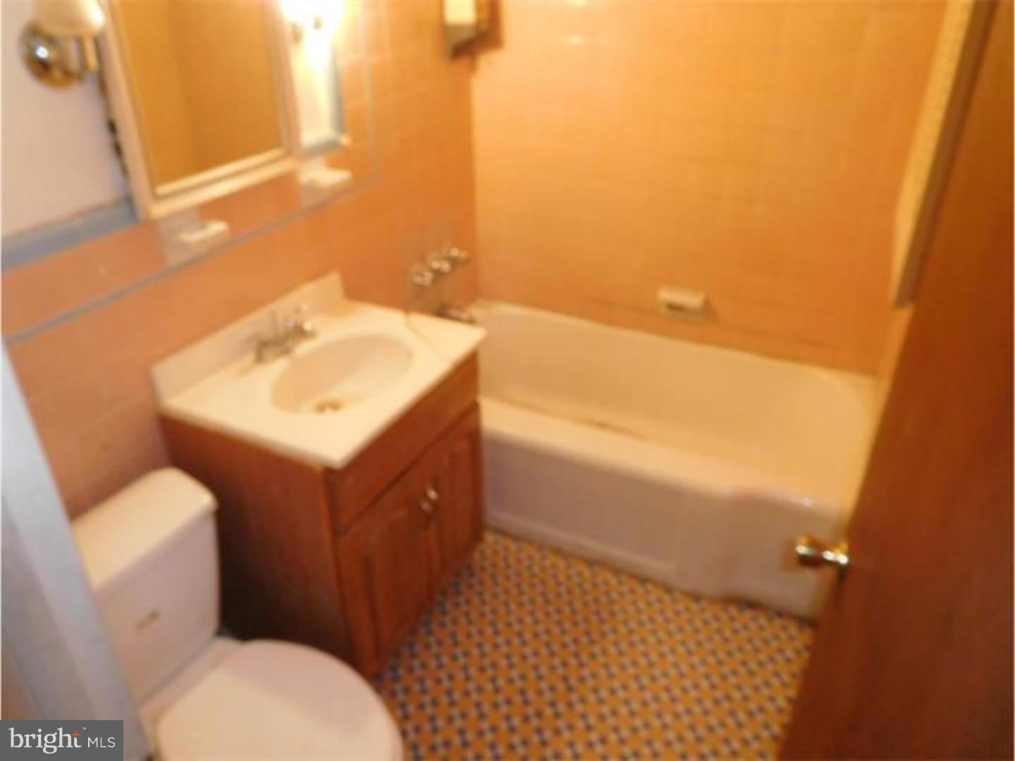 PHILADELPHIA (SOUTHWEST) - Residential