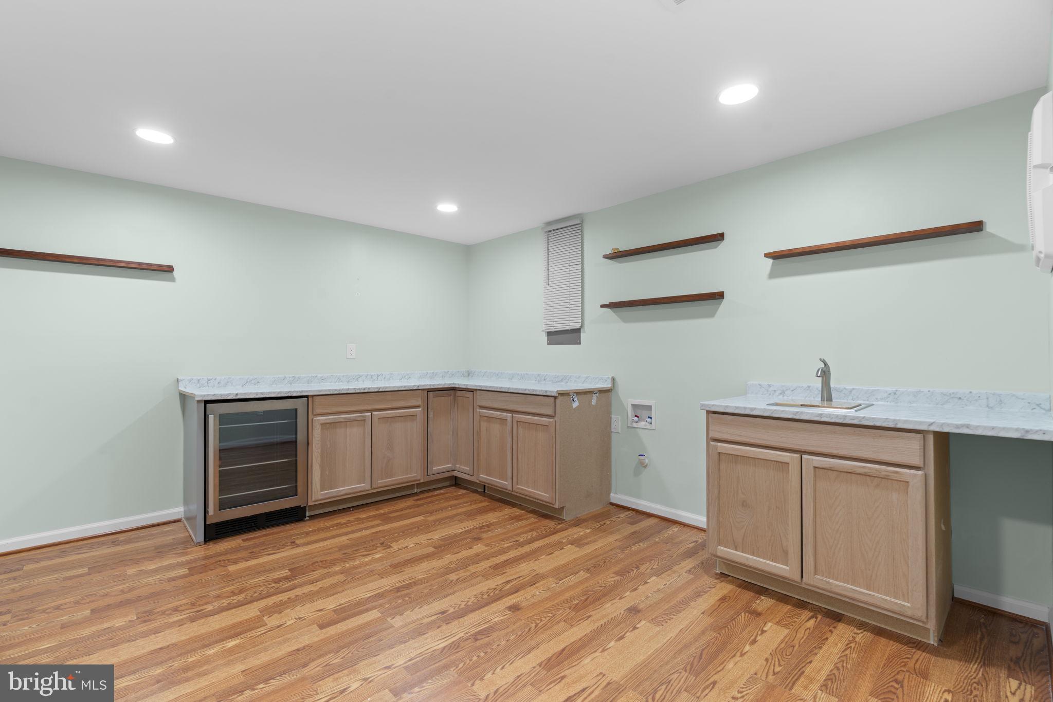 HONEYSUCKLE RIDGE - Residential