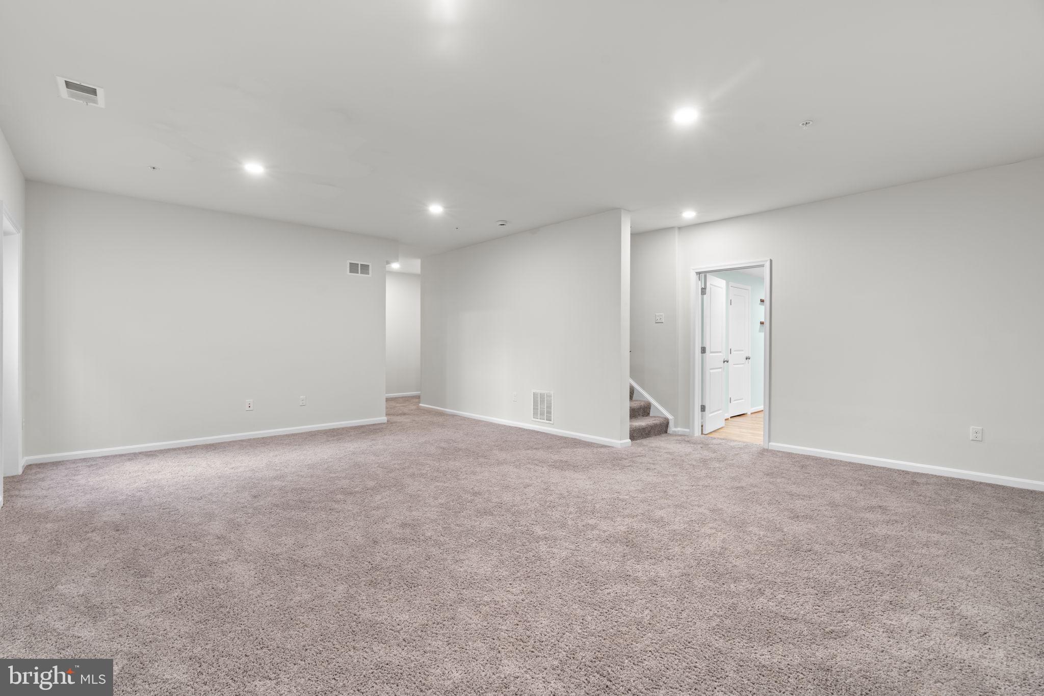 HONEYSUCKLE RIDGE - Residential