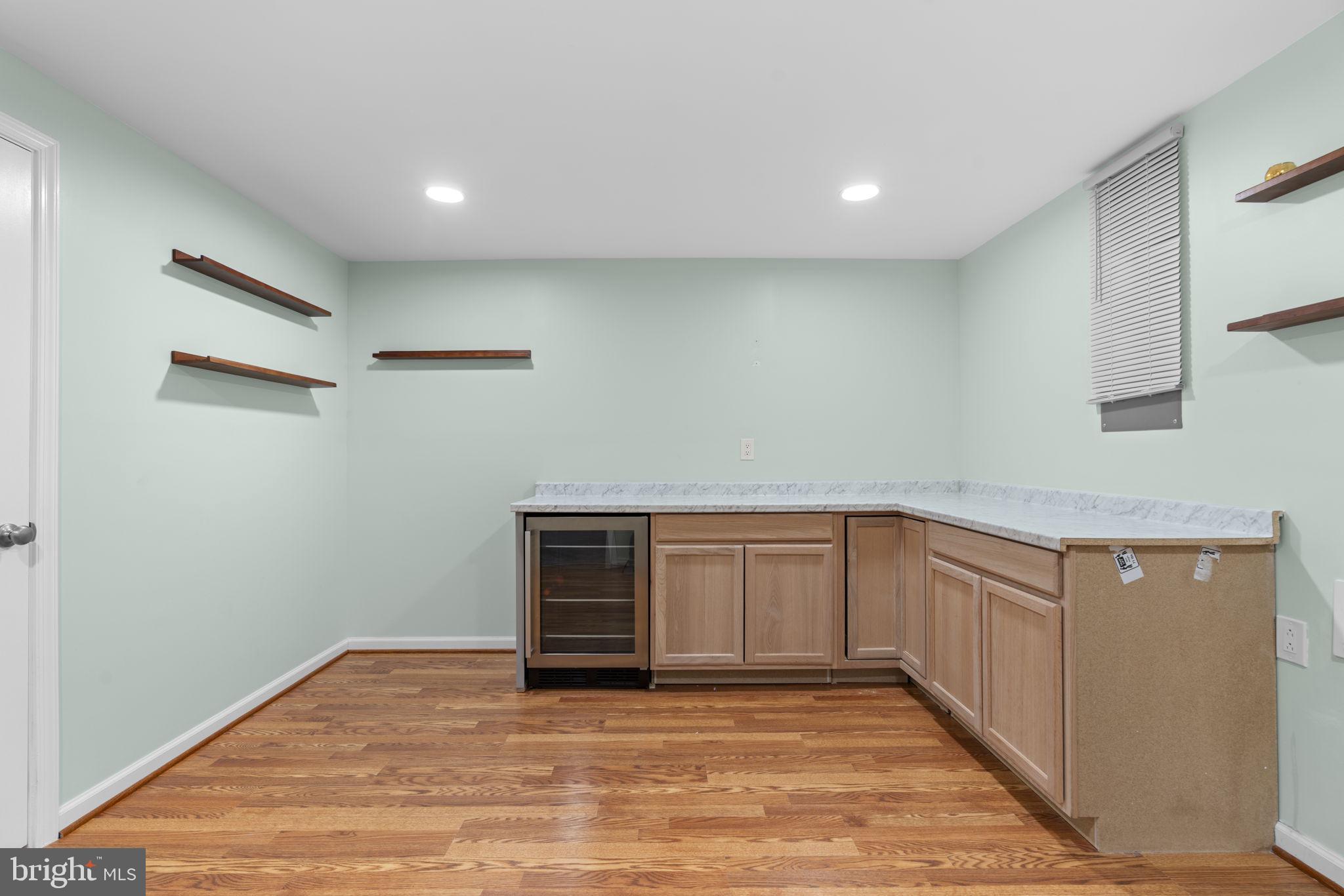 HONEYSUCKLE RIDGE - Residential