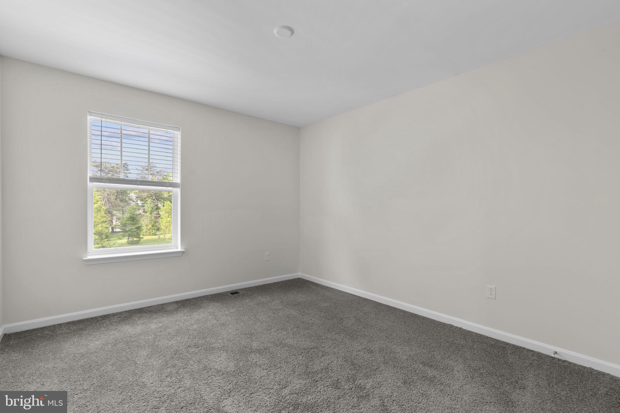 HONEYSUCKLE RIDGE - Residential