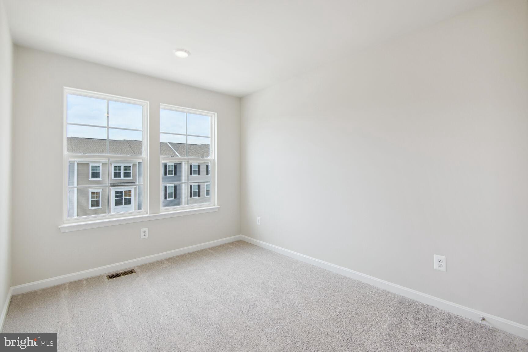 SENSENY VILLAGE - Residential Lease