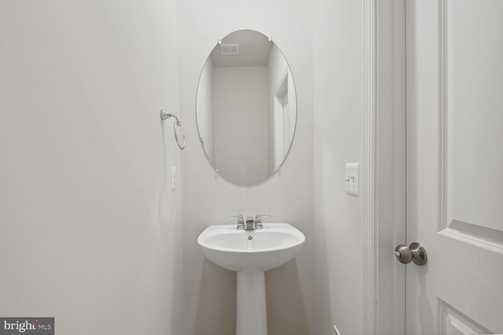 SENSENY VILLAGE - Residential Lease