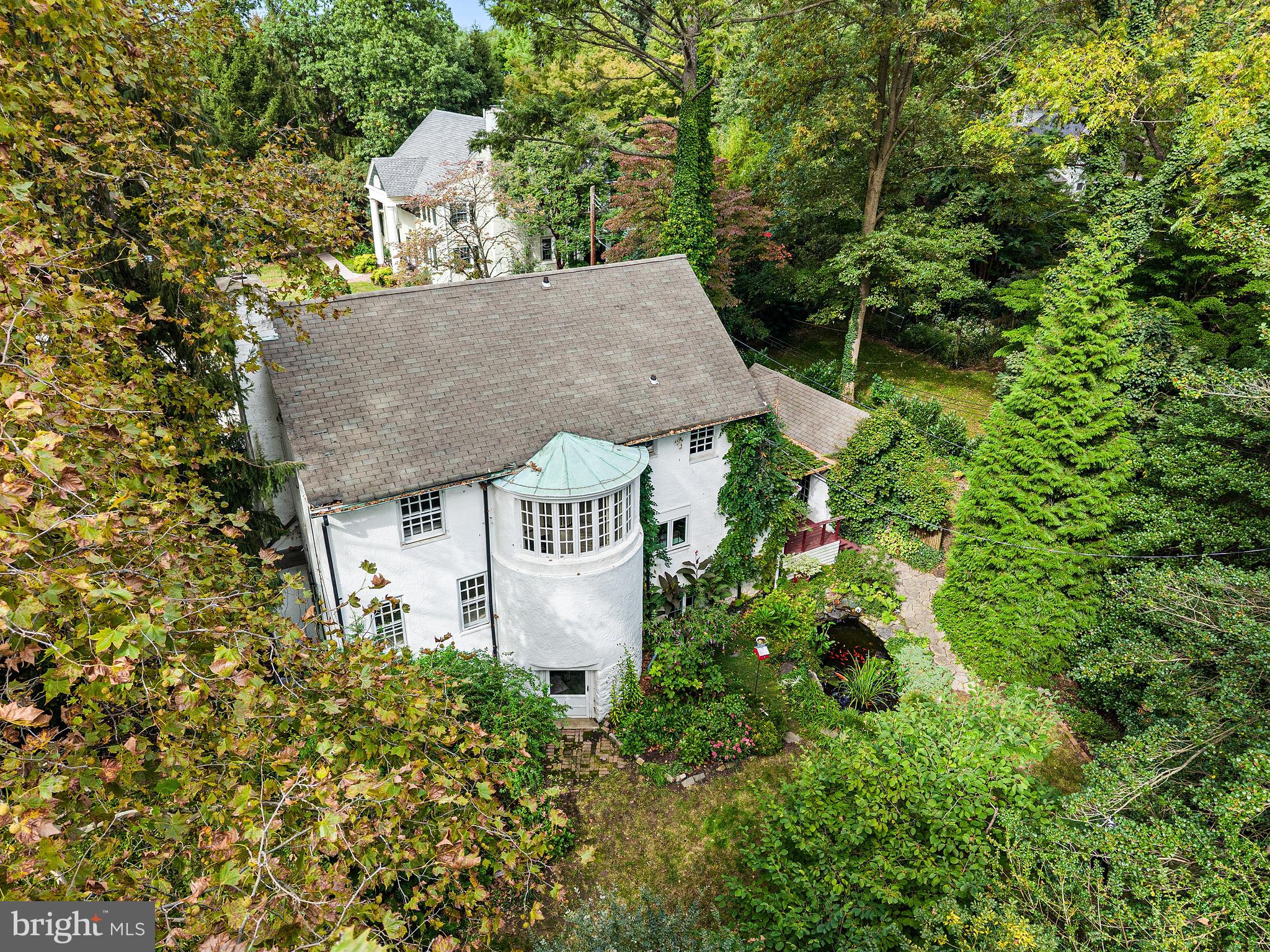 4 SWARTHMORE PLACE