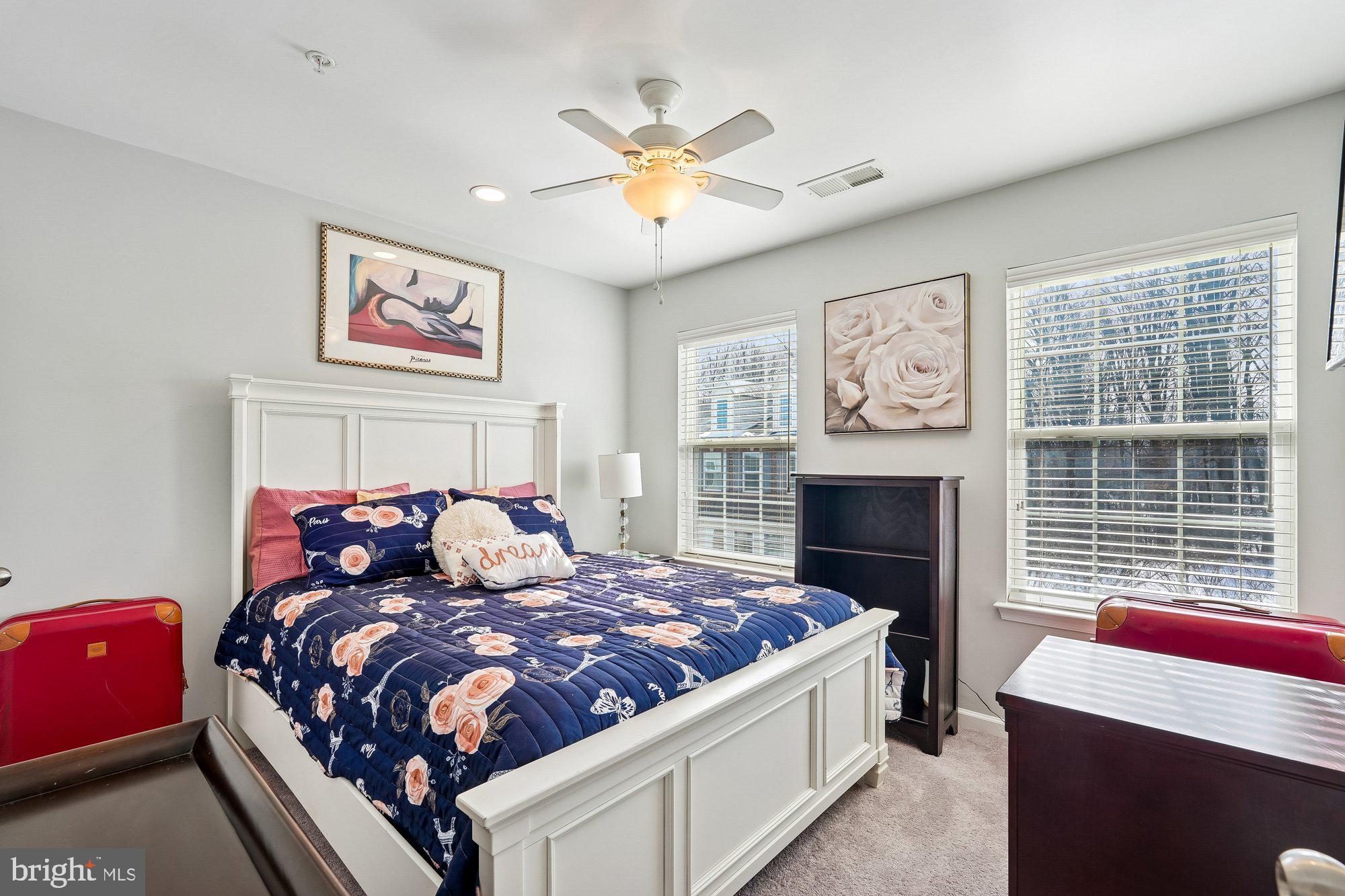 GATEWAY COMMONS - Residential