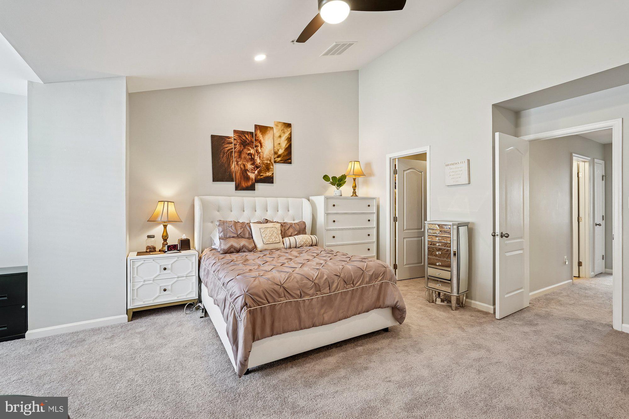 GATEWAY COMMONS - Residential