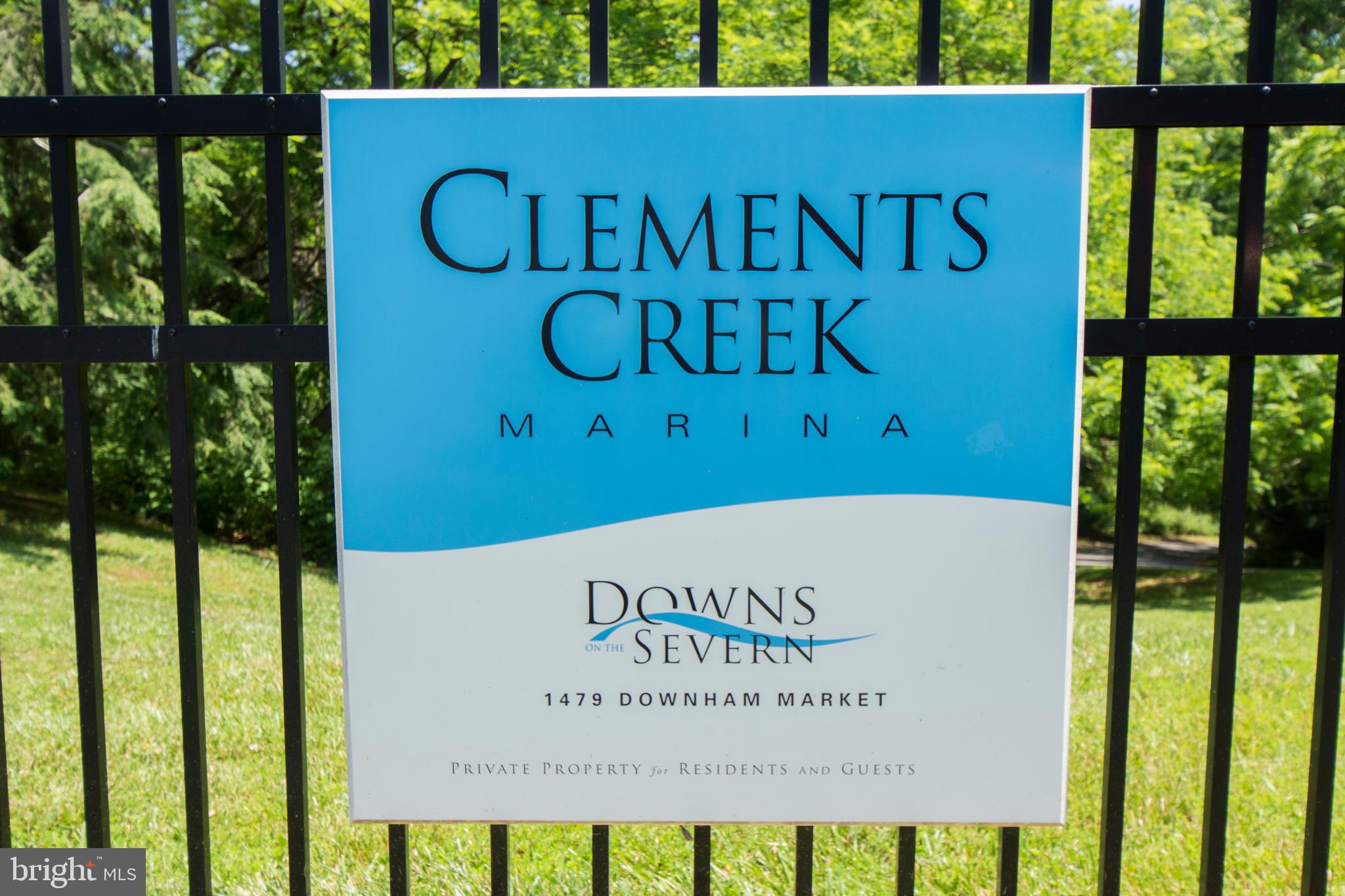 THE DOWNS - Residential