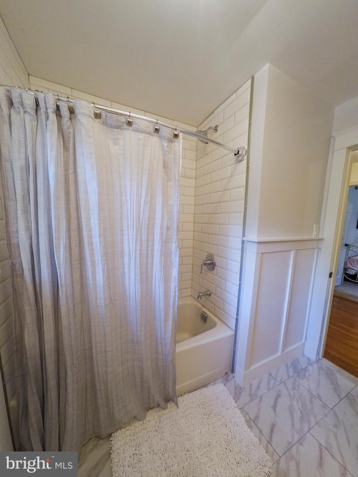 THE DOWNS - Residential