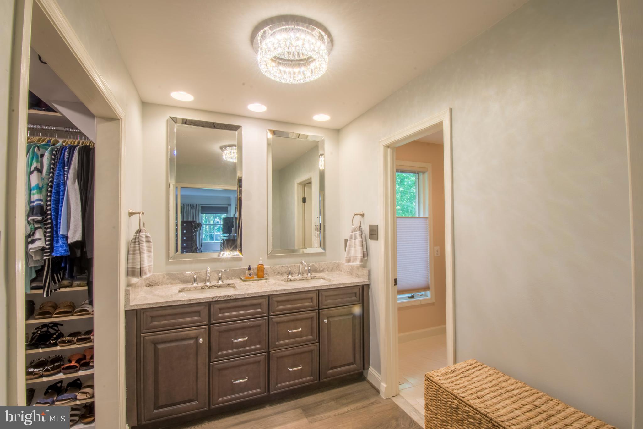 THE DOWNS - Residential