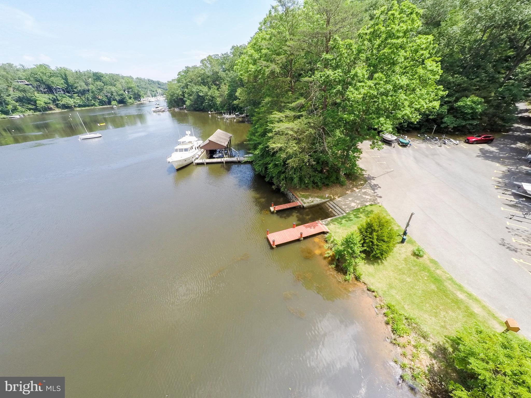 THE DOWNS - Residential