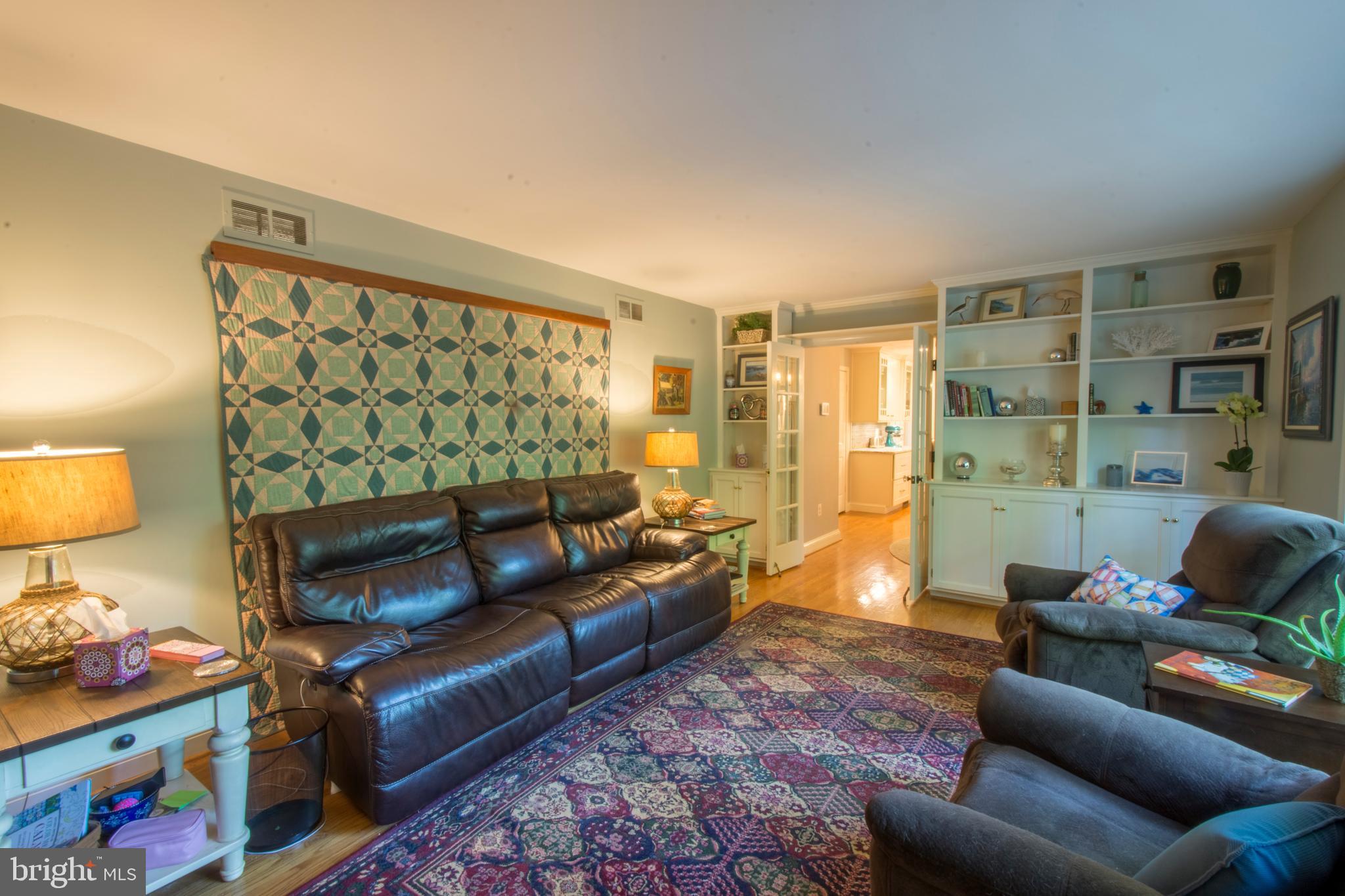 THE DOWNS - Residential