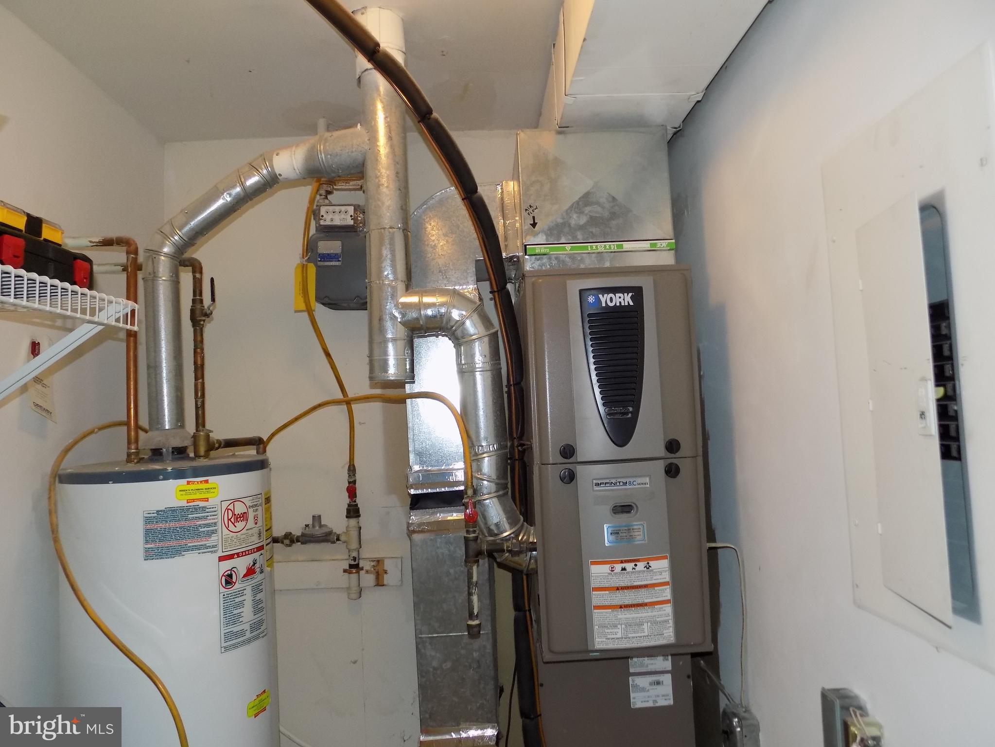 CHATHAM GREEN CONDOMINIUM - Residential