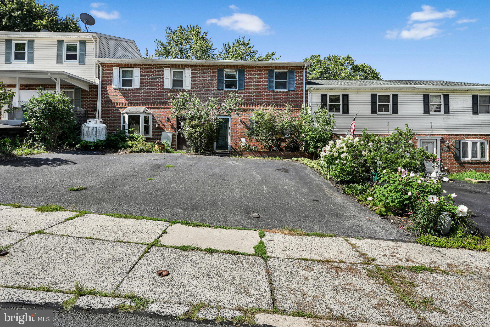 1287 FOX RUN