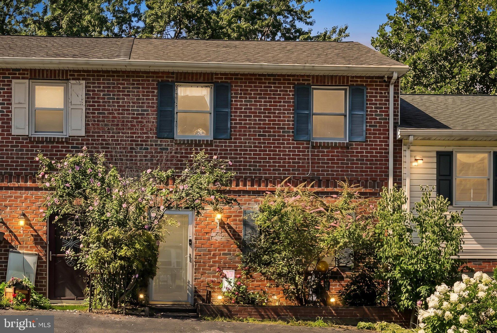1287 FOX RUN