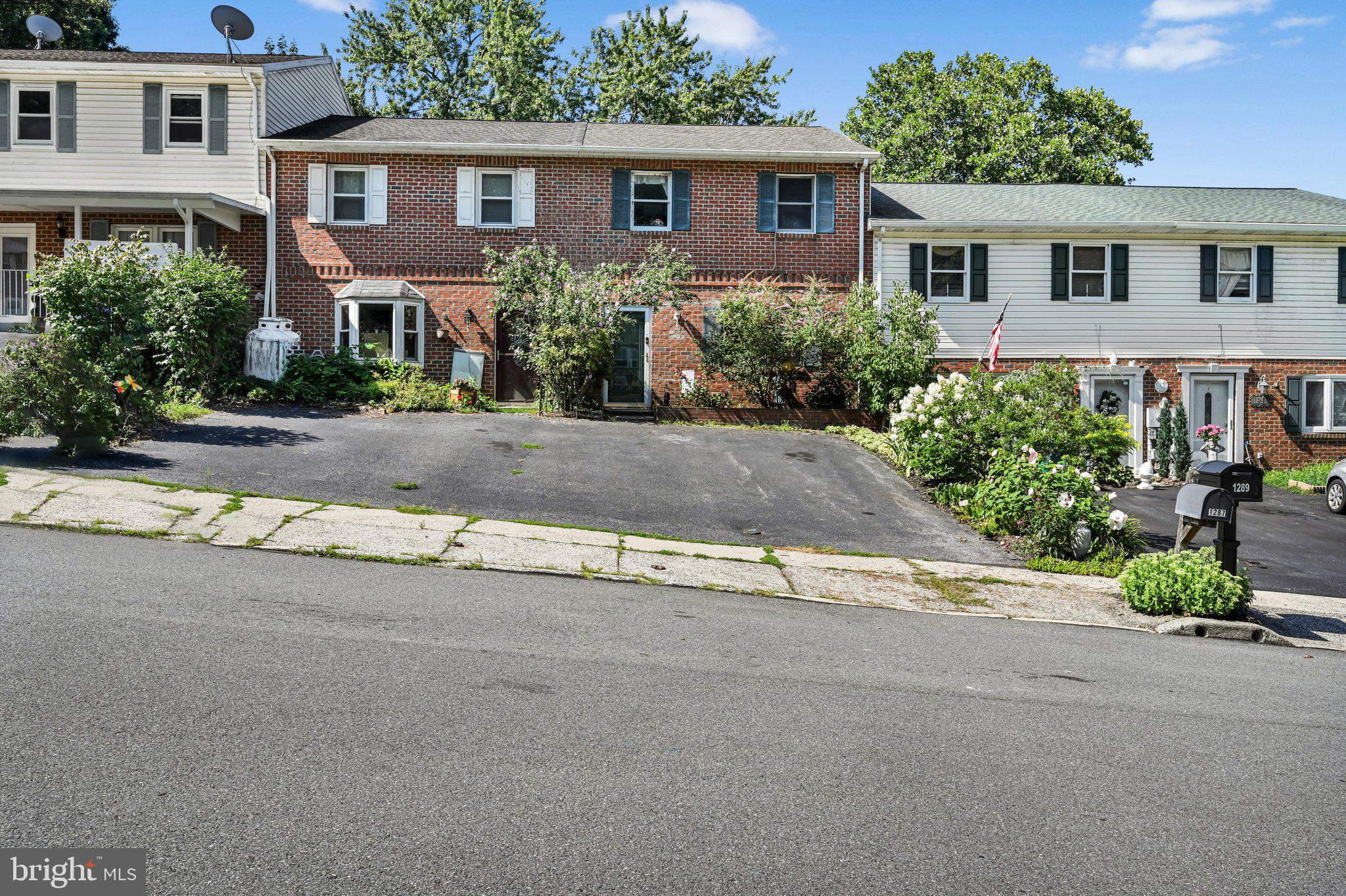 1287 FOX RUN