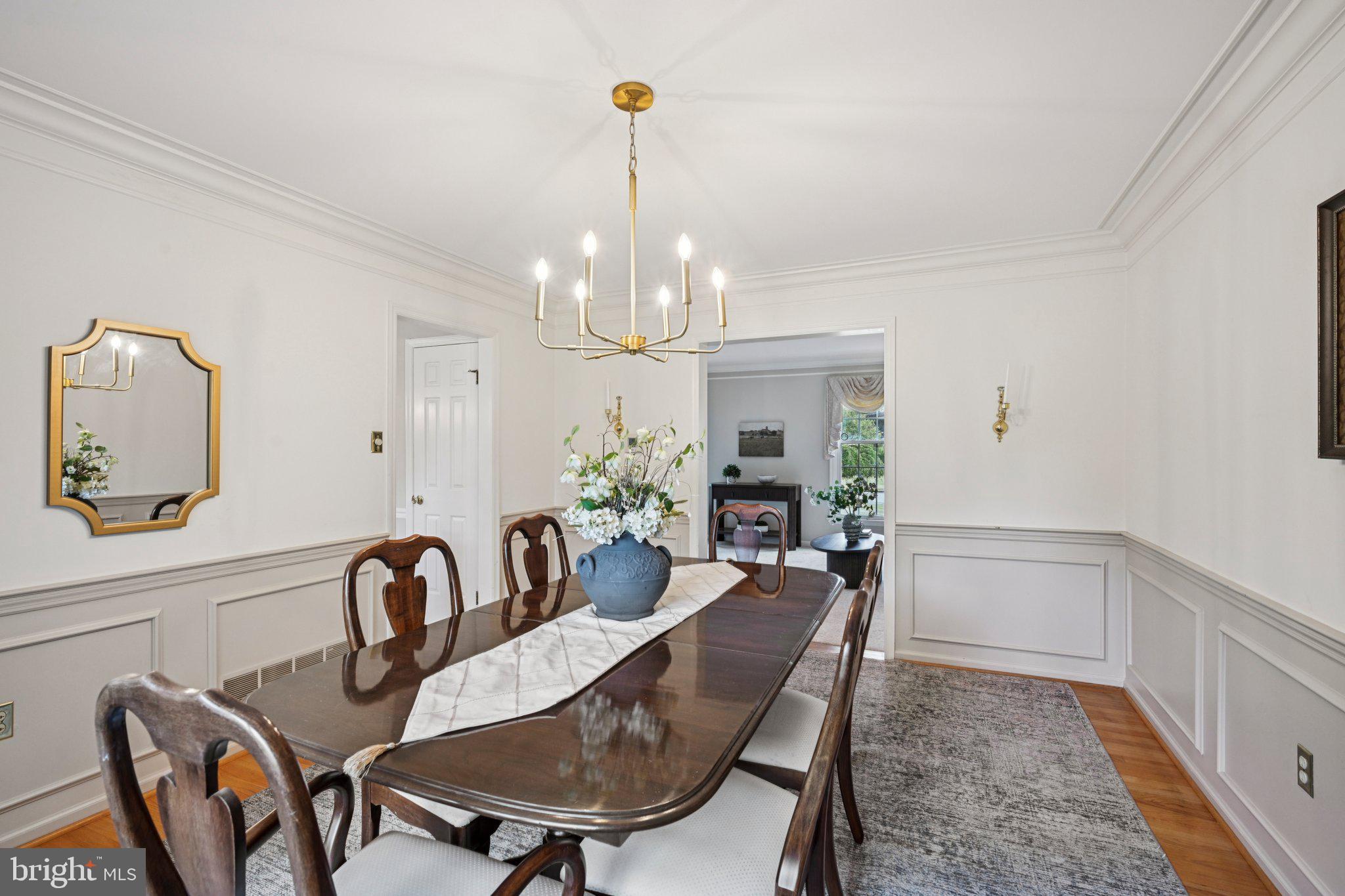 LOCKWOOD CHASE - Residential