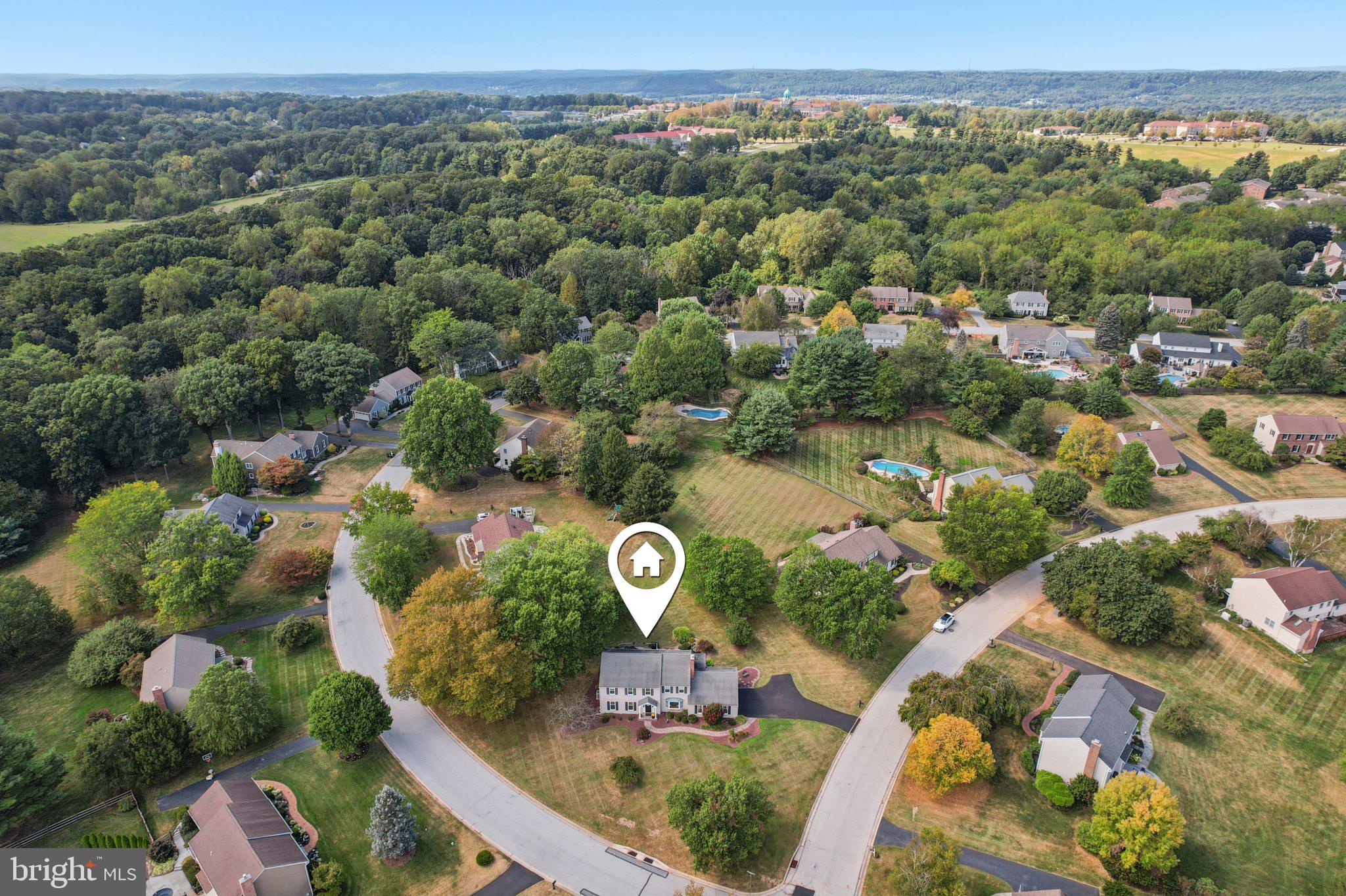 LOCKWOOD CHASE - Residential