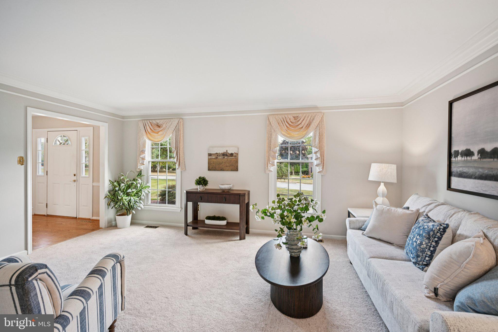 LOCKWOOD CHASE - Residential