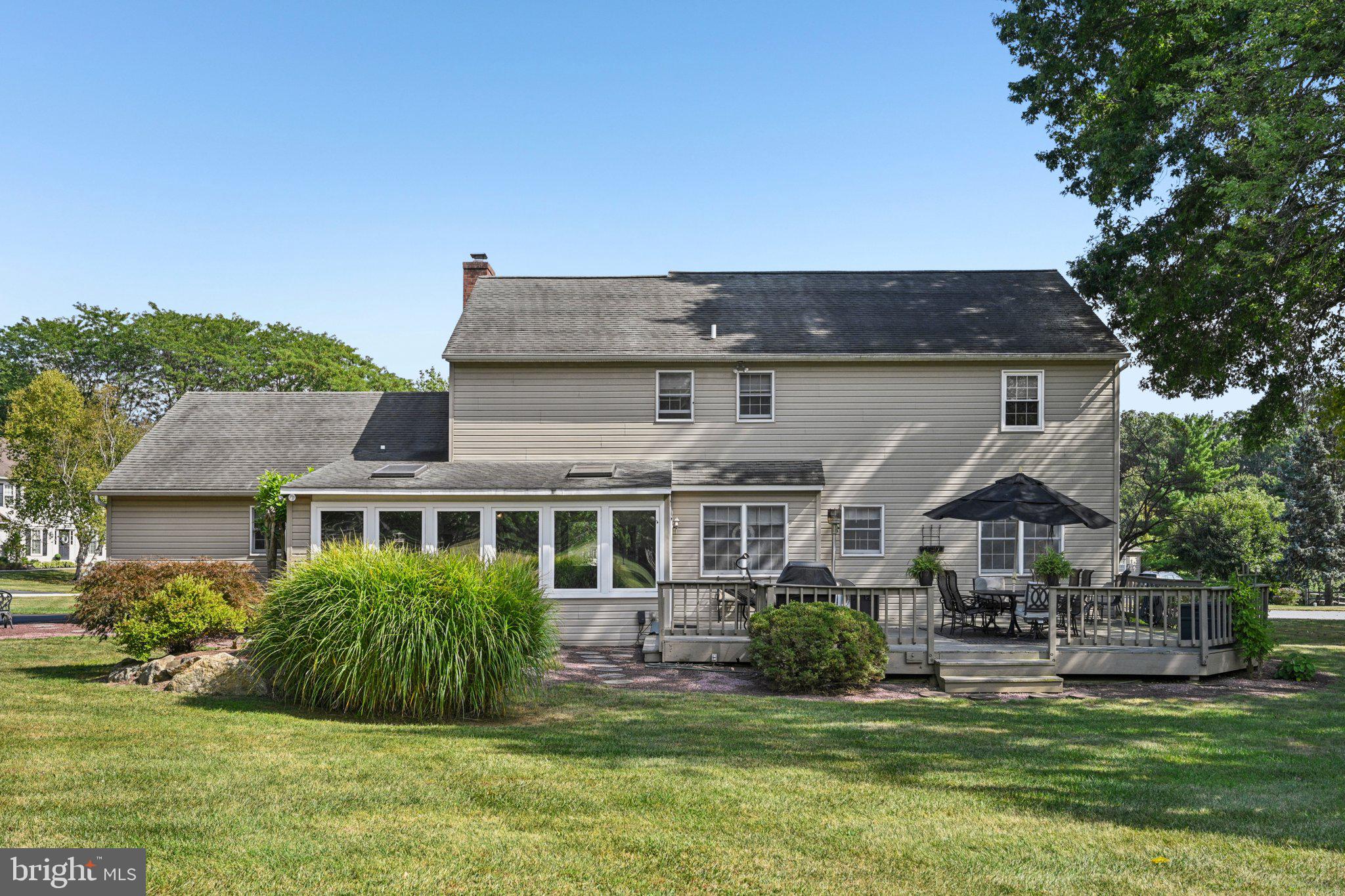 LOCKWOOD CHASE - Residential