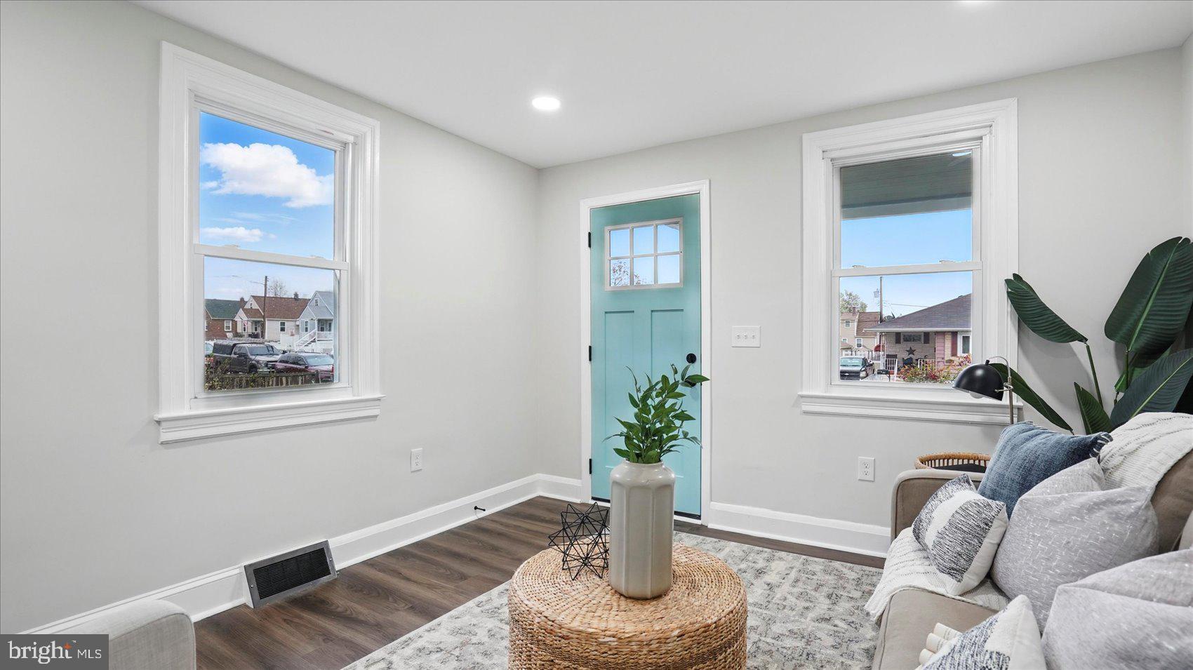 CEDAR CREST - Residential